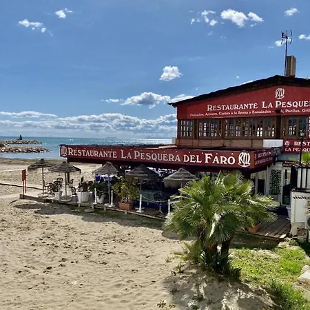 Apartment Sea Views In Heart Of By The Beach *