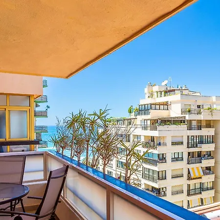 Apartment Sea Views In Heart Of By The Beach Marbella