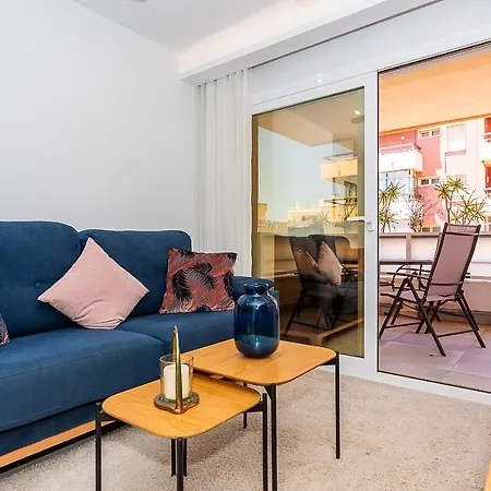 Apartament Sea Views In Heart Of By The Beach *