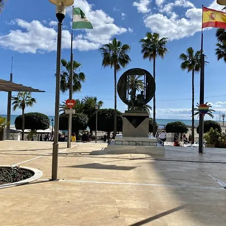 Sea Views In Heart Of By The Beach Marbella