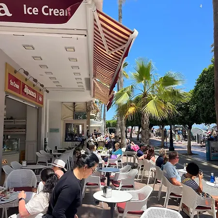 Sea Views In Heart Of By The Beach Apartament Marbella